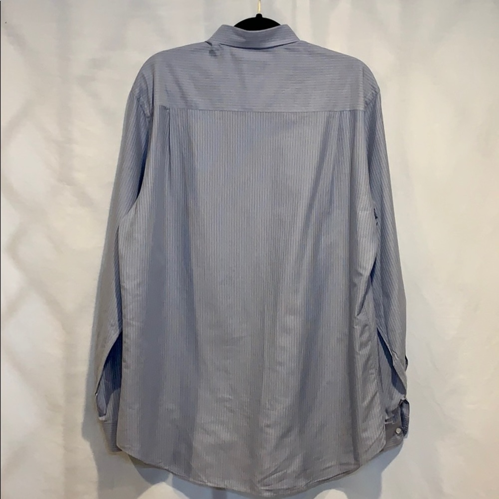 Italian Men’s Armani Colllezioni Dress Shirt - Picture 2 of 7
